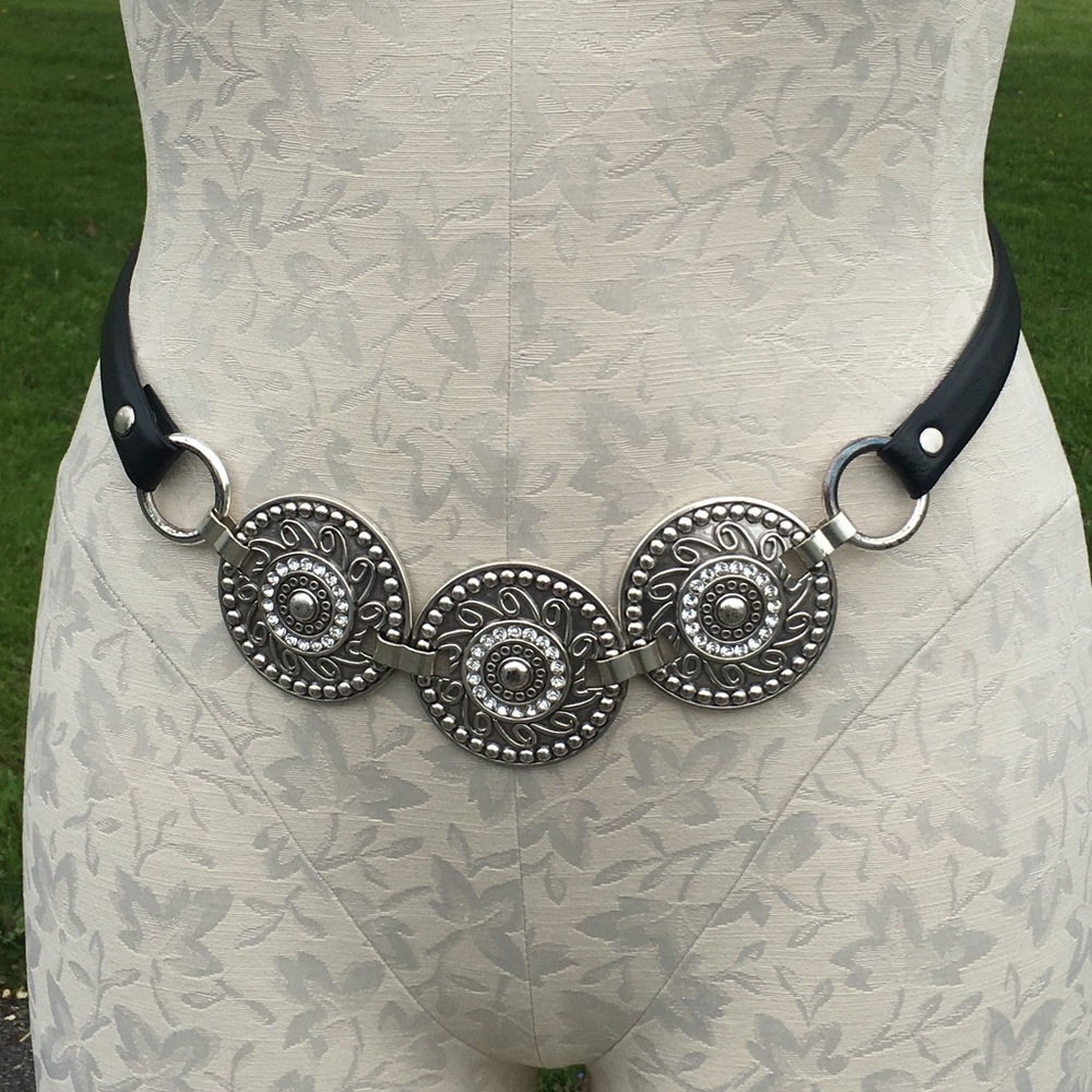 Chico's Silver Rhinestone Black Leather Belt Medium Large Adjustable